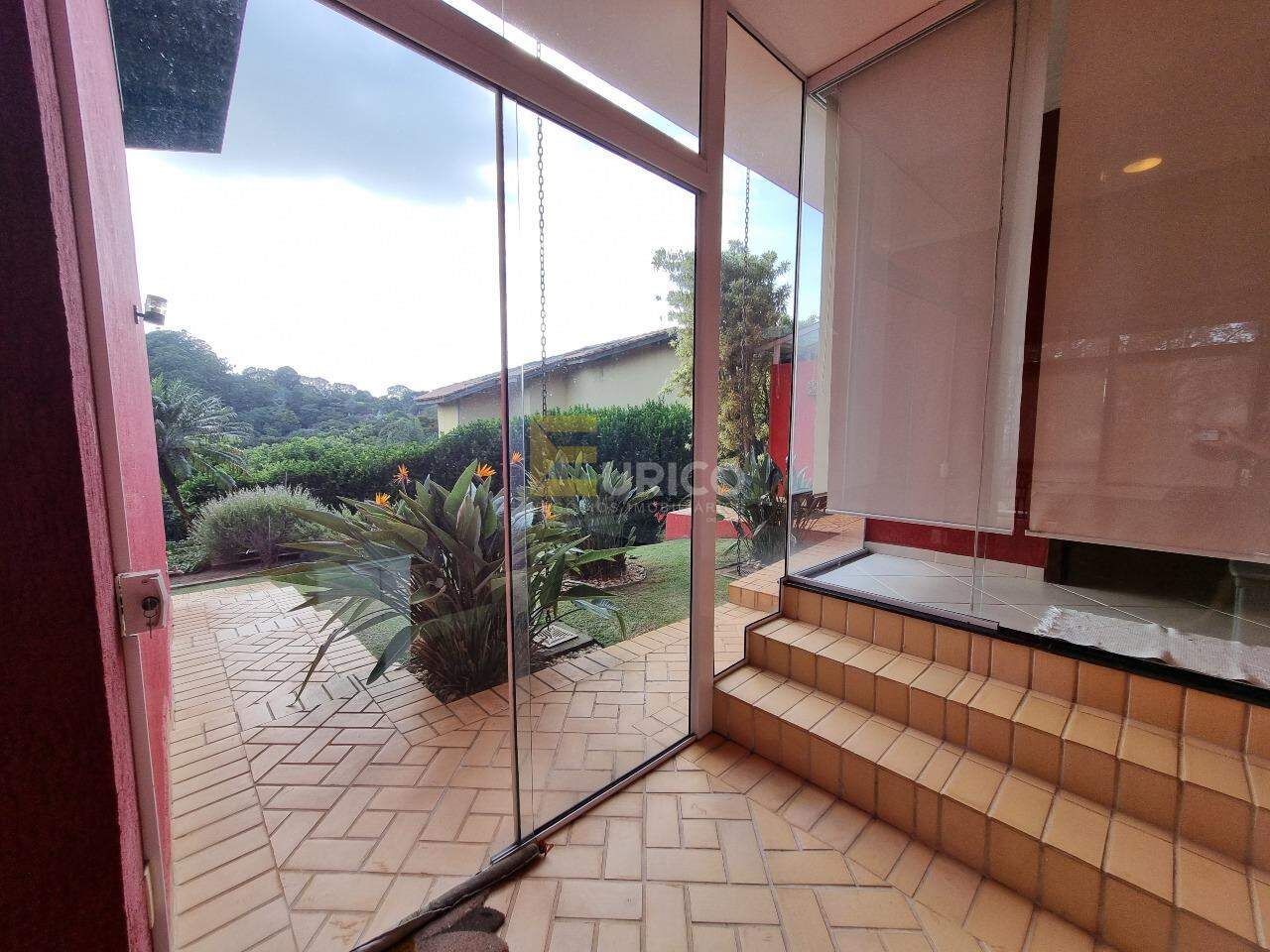 Casa em condomínio à venda no Condomínio Vale da Santa Fé em Vinhedo/SP: Varanda gourmet