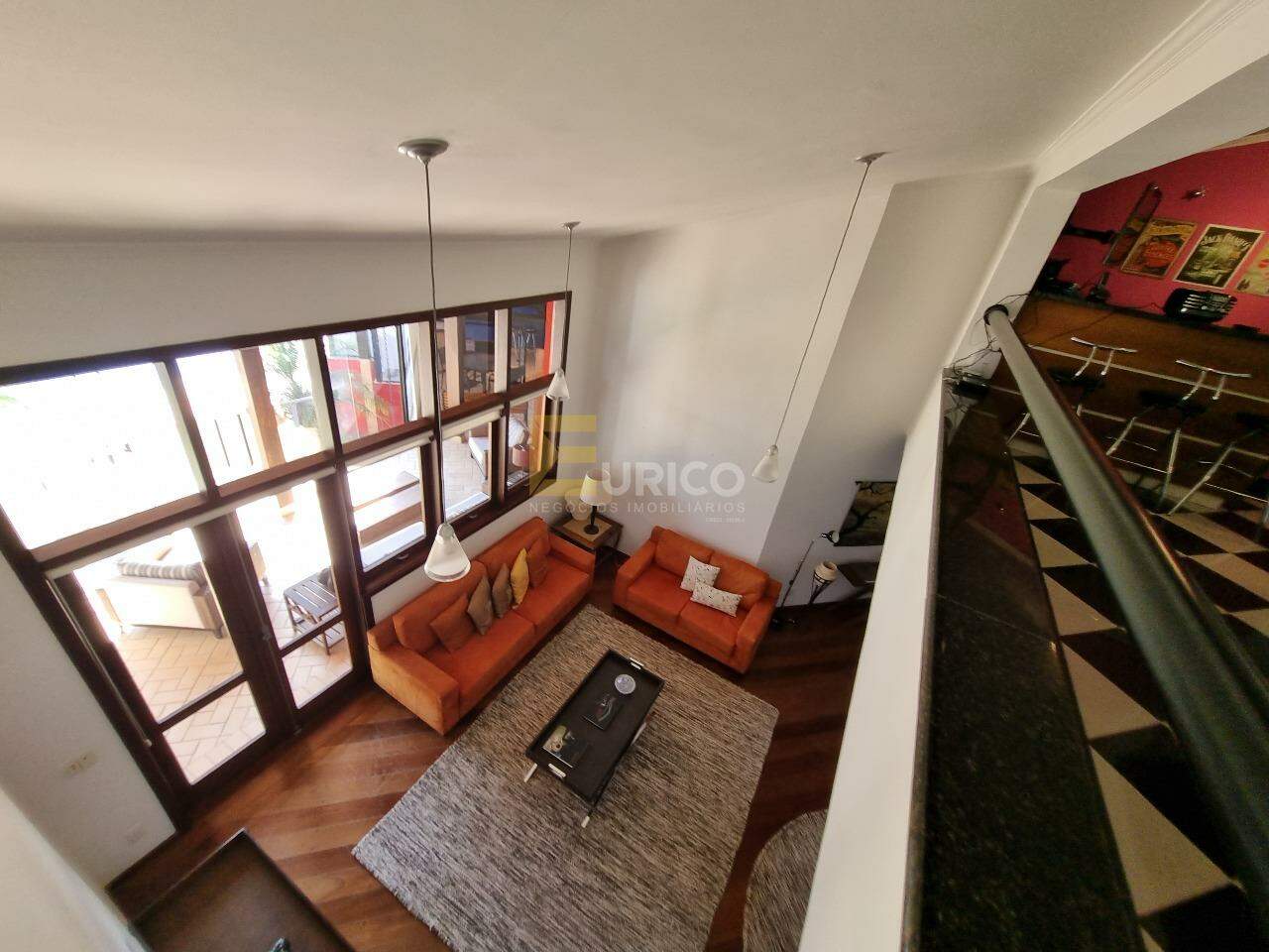 Casa em condomínio à venda no Condomínio Vale da Santa Fé em Vinhedo/SP: Vista do salão de jogos 