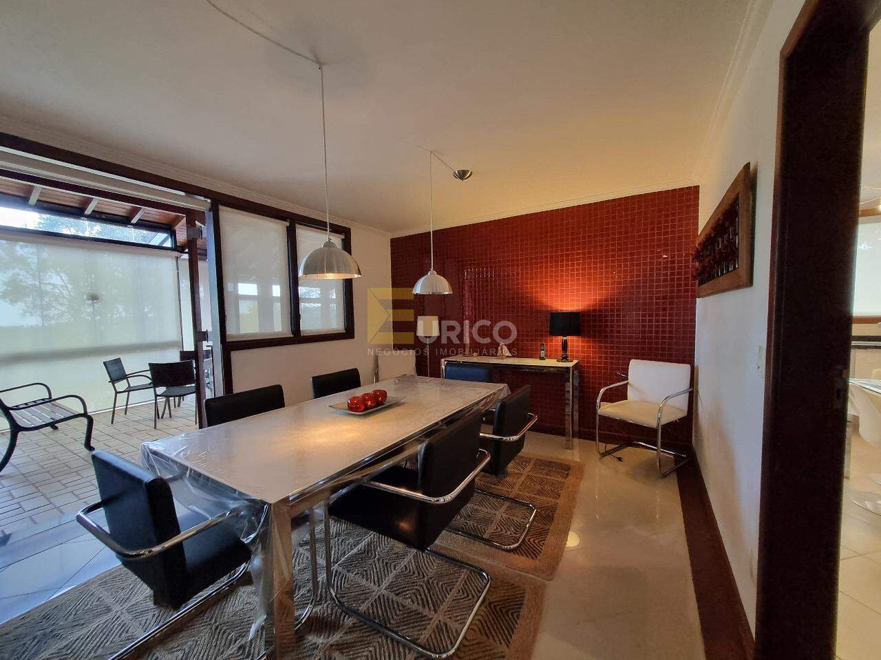 Casa em condomínio à venda no Condomínio Vale da Santa Fé em Vinhedo/SP: sala de jantar 