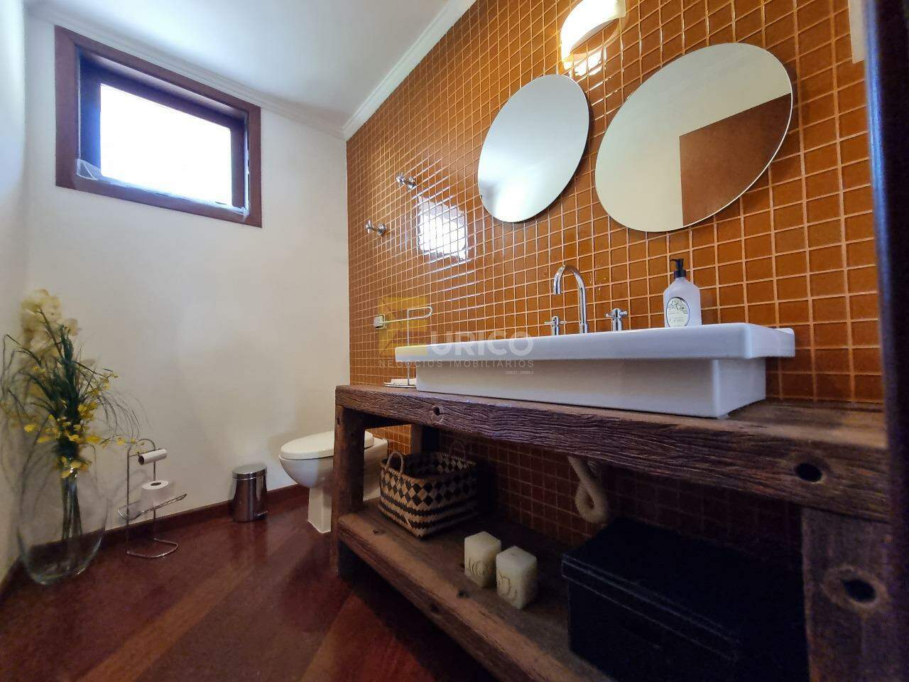 Casa em condomínio à venda no Condomínio Vale da Santa Fé em Vinhedo/SP: Lavabo