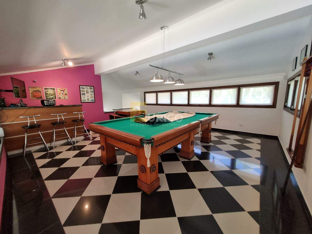 Casa em condomínio à venda no Condomínio Vale da Santa Fé em Vinhedo/SP: Salão de jogos