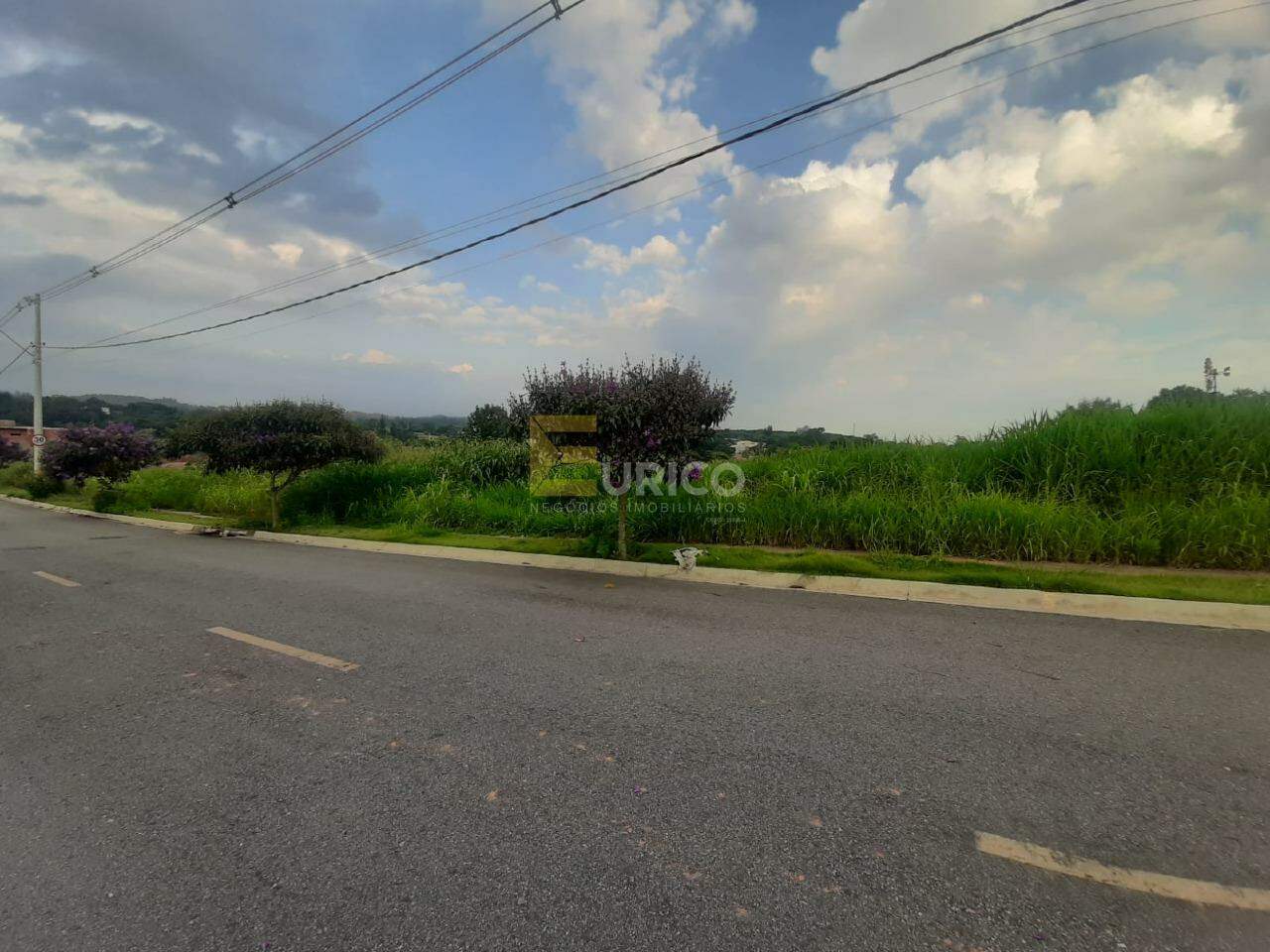 Terreno à venda no Pinheirinho em Vinhedo/SP: 