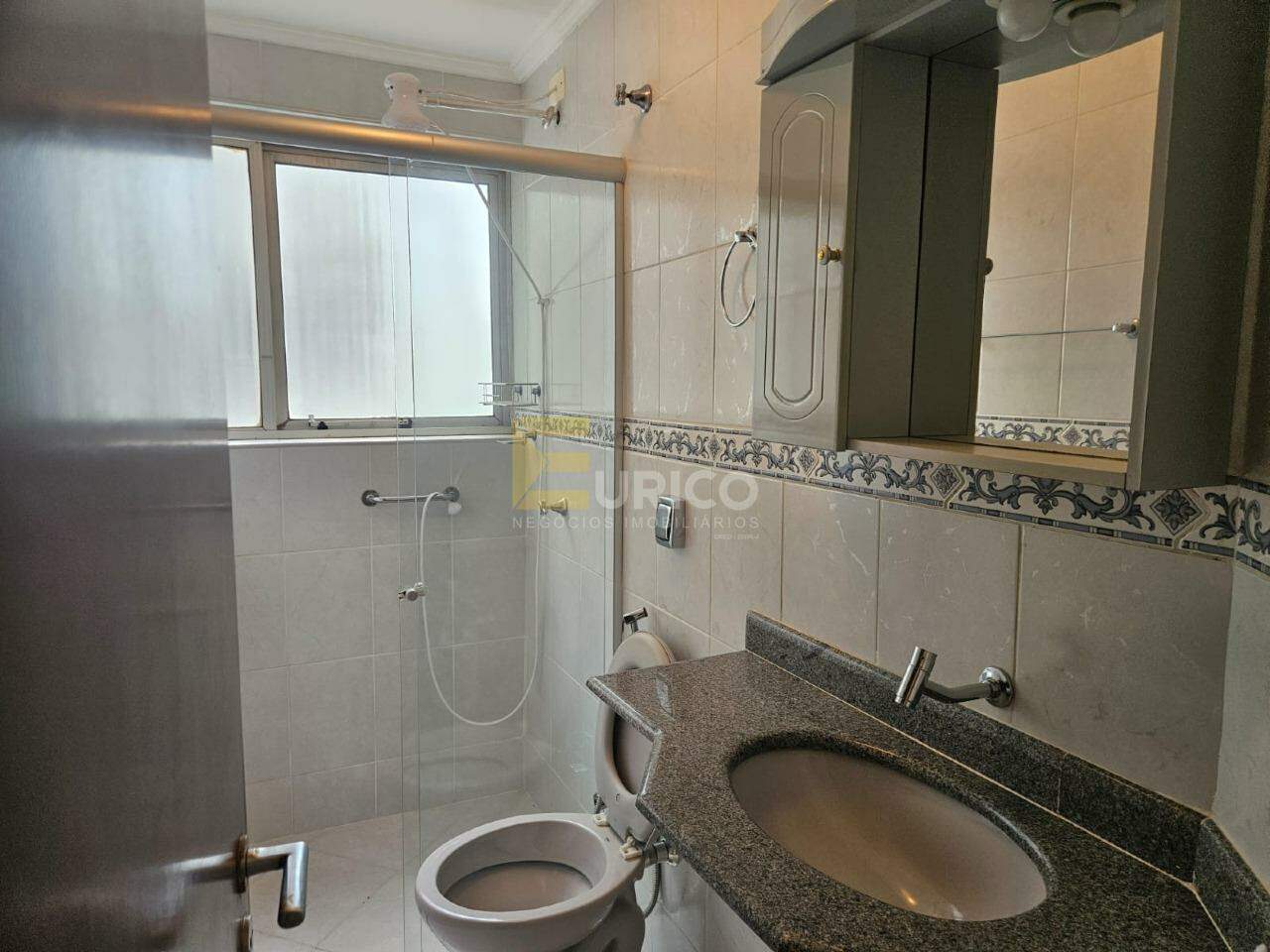 Apartamento para aluguel no Condomínio Edifício Veneza em Valinhos/SP: 