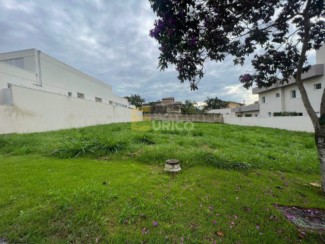 Terreno em Condomínio à venda no Condomínio Canto Del Bosco em Valinhos/SP: 