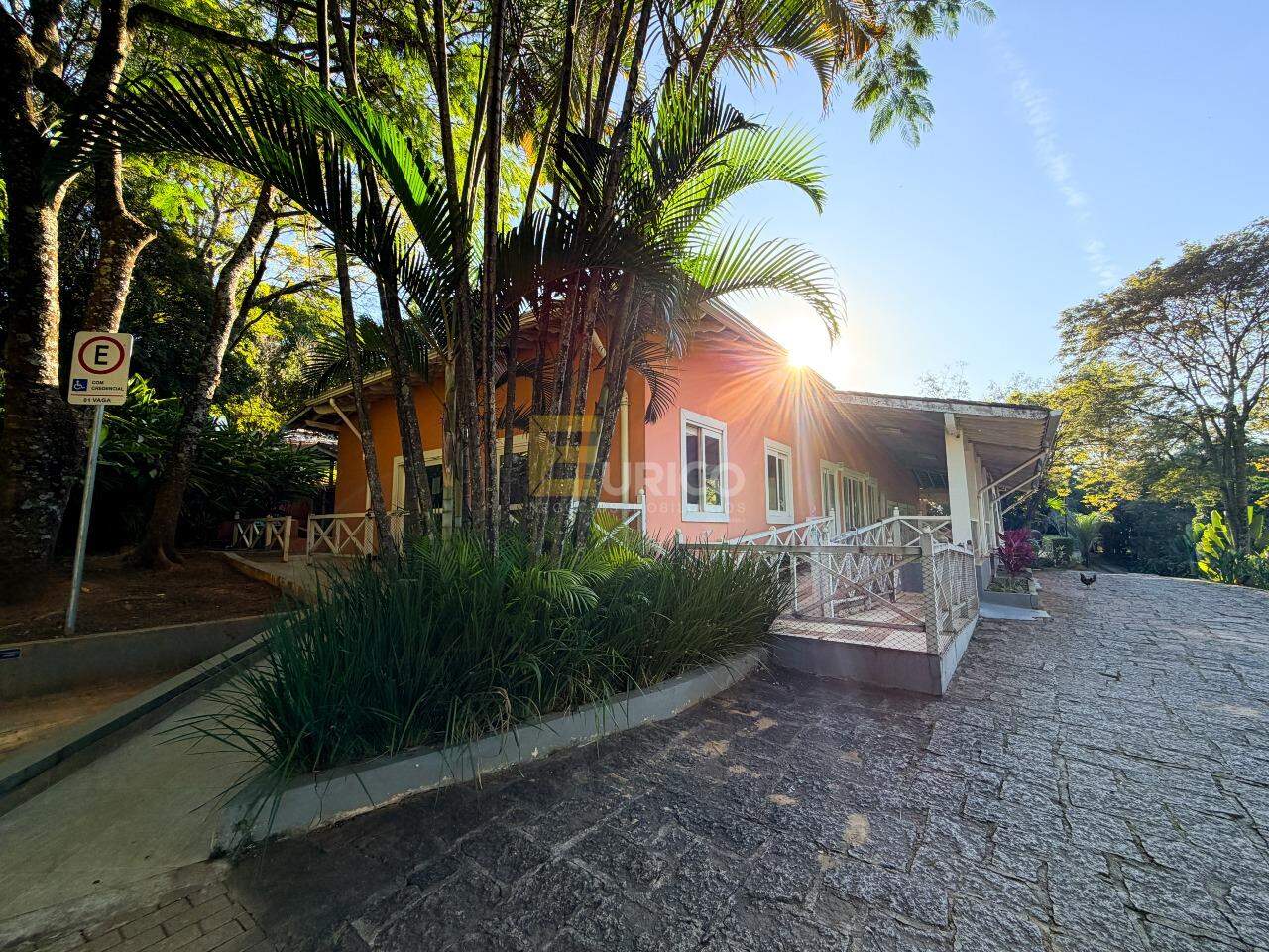 Casa em condomínio à venda no Condomínio Santa Isabel em Louveira/SP: 