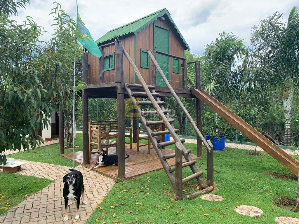 Casa em condomínio à venda no Condomínio Residencial Jardim Primavera em Louveira/SP: 
