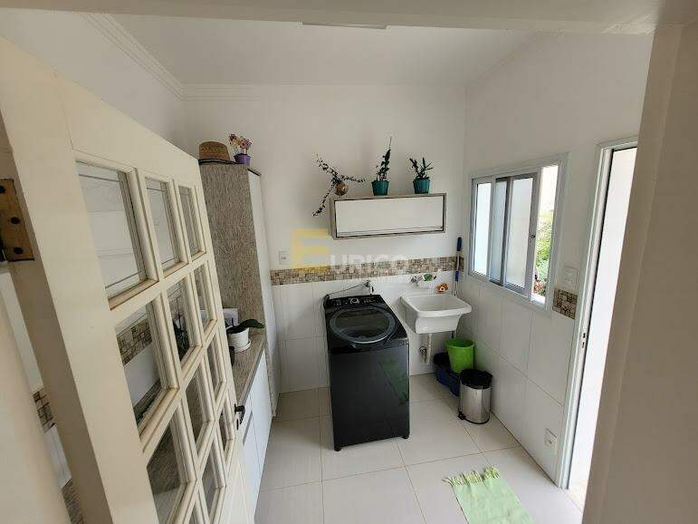 Casa em condomínio à venda no Condomínio Vista Alegre - Sede em Vinhedo/SP: 