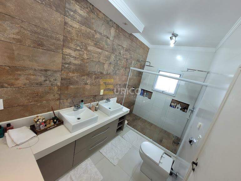 Casa em condomínio à venda no Condomínio Vista Alegre - Sede em Vinhedo/SP: 