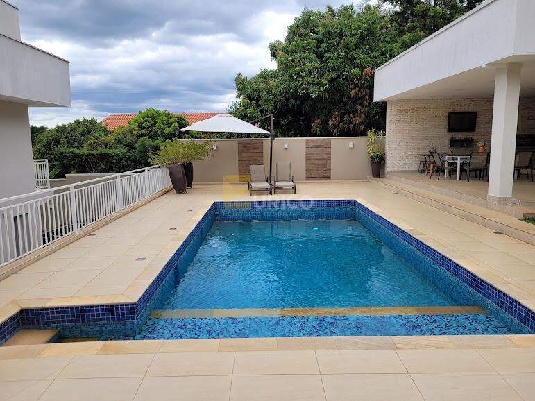 Casa em condomínio à venda no Condomínio Vista Alegre - Sede em Vinhedo/SP: 