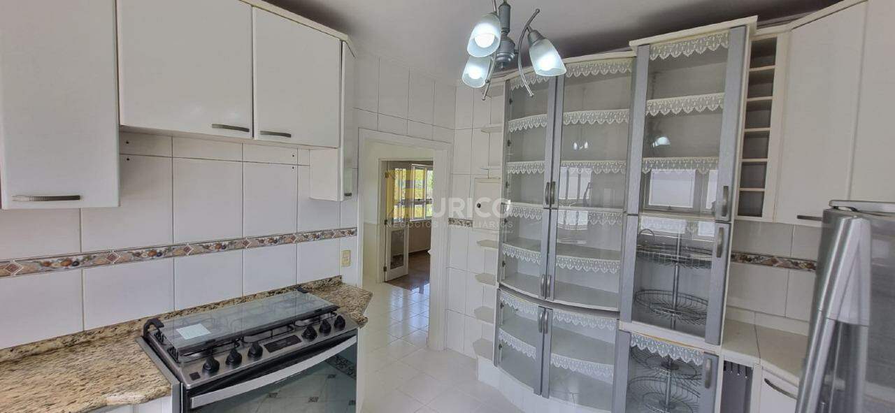 Casa em condomínio à venda no Condomínio Estância Marambaia em Vinhedo/SP: