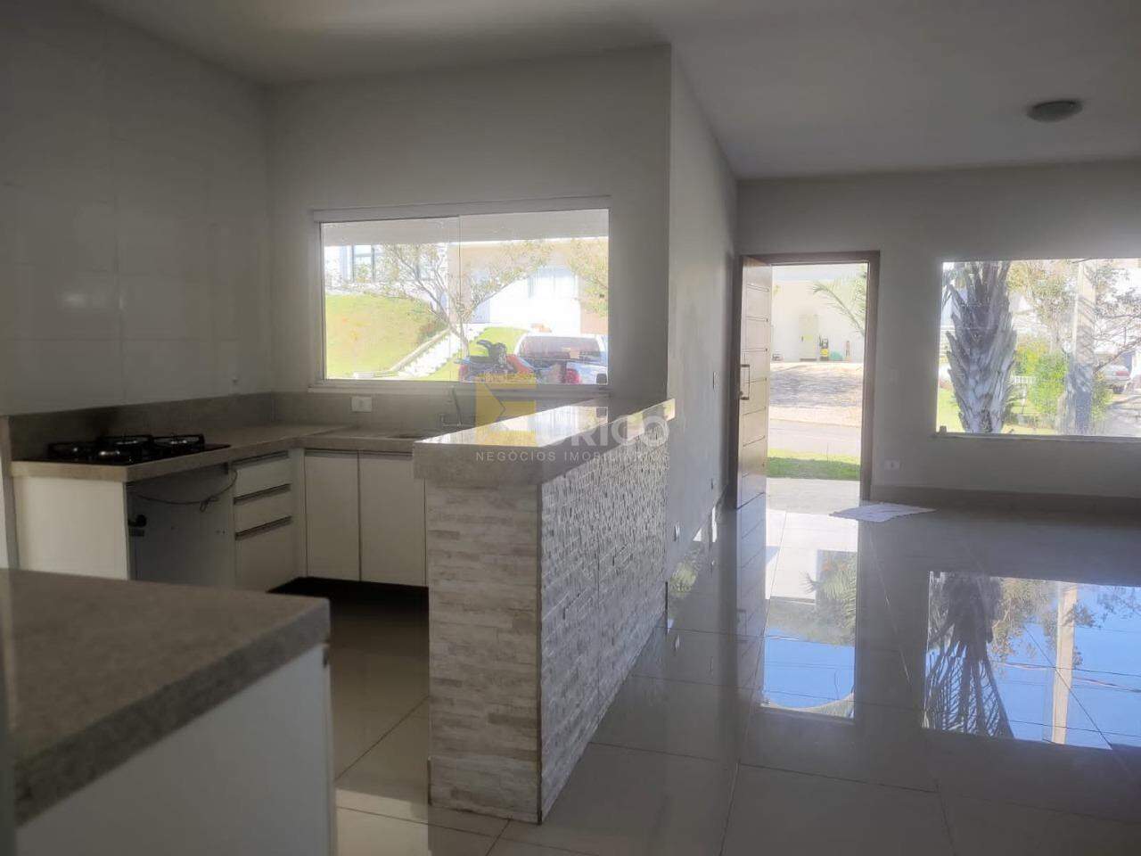 Casa em condomínio à venda no Condomínio Portal do Bosque em Louveira/SP: 