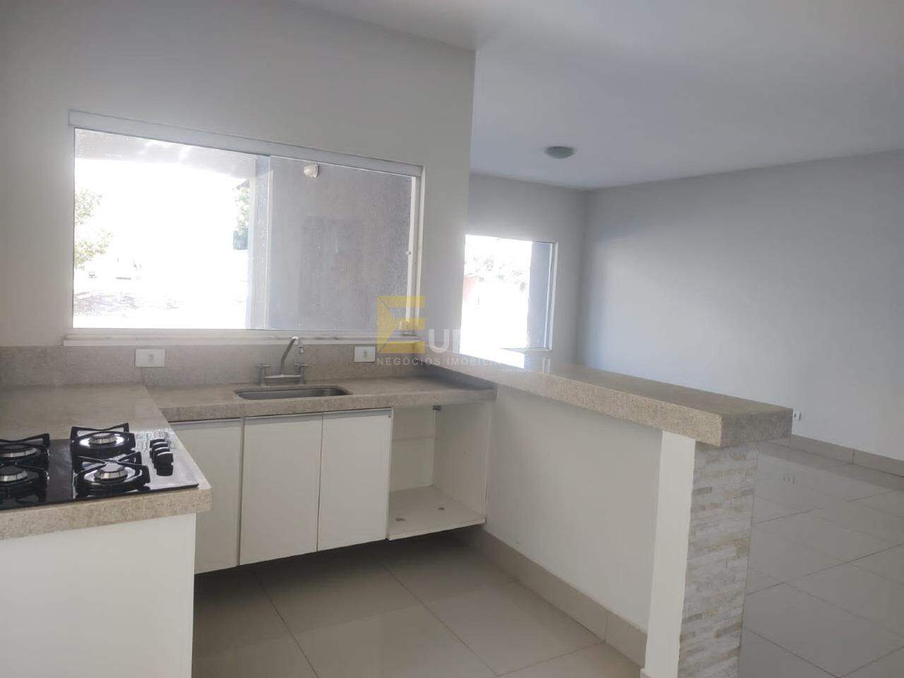 Casa em condomínio à venda no Condomínio Portal do Bosque em Louveira/SP: 