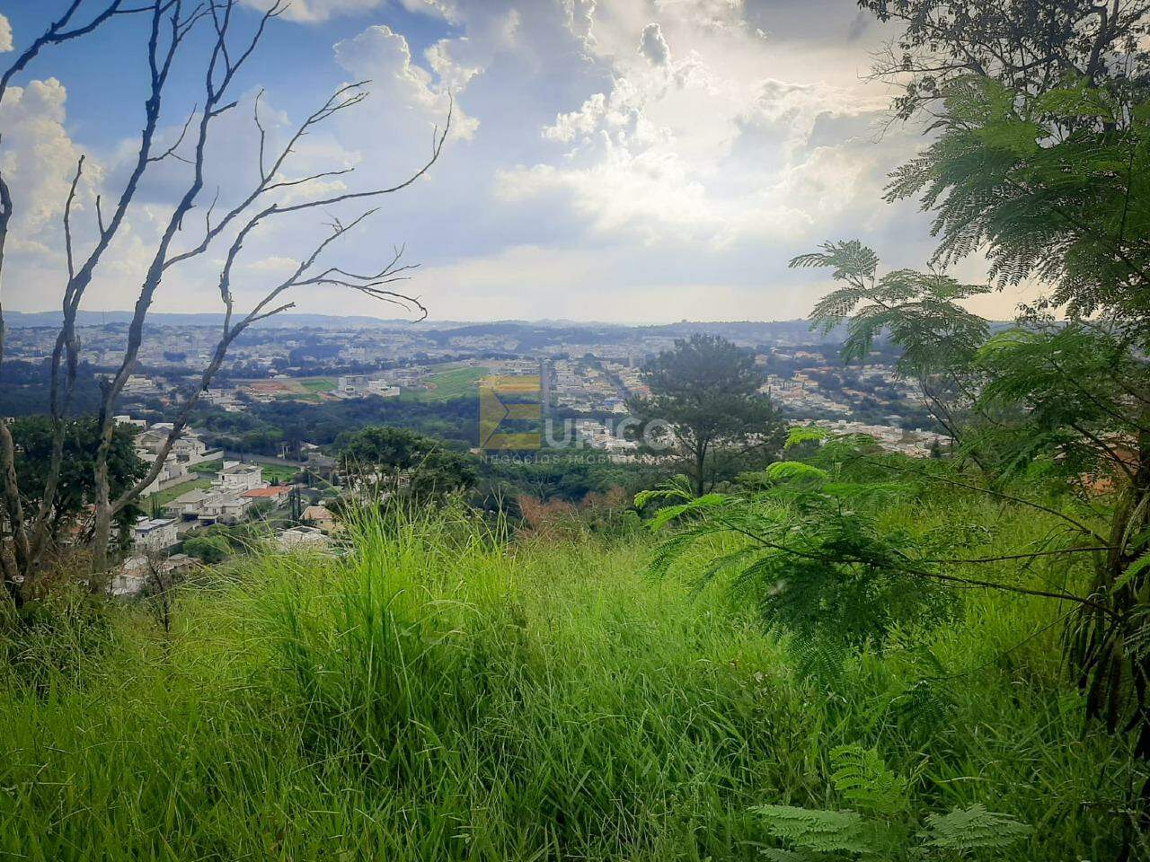 Área à venda no Bosque em Vinhedo/SP: 