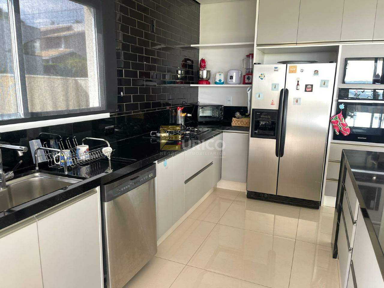 Casa em condomínio à venda no Condomínio Alpes de Vinhedo em Vinhedo/SP: 