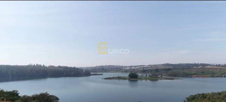 Somos o Maior Portal de Anúncios de Imóveis Rurais do Brasil. Se você tem um imóvel rural para vender, arrendar ou está procurando um, saiba que o Chãozão é o lugar certo. Porque de terra, a gente entende! Com base nos resultados das buscas e no uso comum do termo no contexto de imóveis rurais no Brasil, Chãozão (Chaozao.com.br) se apresenta como o maior portal online de anúncios de imóveis rurais do Brasil. Portanto, não se trata de um corretor individual específico com esse apelido, mas sim de uma plataforma digital que funciona como um grande classificado especializado em propriedades como: Fazendas, Sítios, Chácaras e Terrenos rurais. O que o Chãozão (portal) faz: 1. Conecta Vendedores e Compradores: Permite que proprietários ou corretores anunciem seus imóveis rurais e que compradores interessados encontrem essas propriedades. A negociação, segundo o portal, é feita diretamente entre as partes. 2. Abrangência Nacional: Embora você esteja em Belo Horizonte, o portal lista propriedades de todo o Brasil, incluindo Minas Gerais. 3. Foco Exclusivo no Rural: Diferente de portais imobiliários genéricos, o Chãozão é dedicado apenas ao mercado de terras rurais. 4. Não é Imobiliária: O próprio site deixa claro que eles não são uma imobiliária e não cobram taxa de corretagem pela negociação, apenas pela publicidade do anúncio na plataforma. Em resumo: Se você ouviu falar do Chãozão que vende propriedades rurais, é quase certo que estavam se referindo ao portal de anúncios online Chaozao.com.br. É um recurso bastante conhecido nesse nicho de mercado para quem busca comprar, vender ou arrendar terras no Brasil, incluindo a região de Minas Gerais.