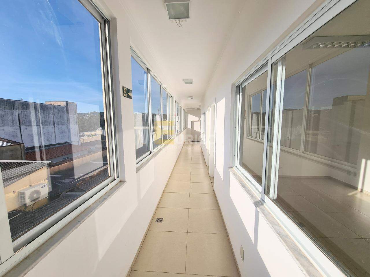 Sala para aluguel no Centro em Vinhedo/SP: 
