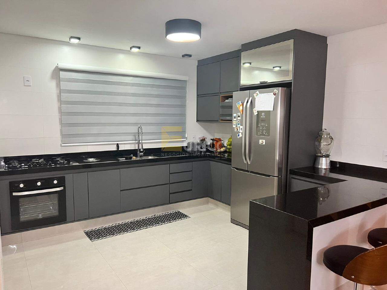 Casa em condomínio à venda no Condomínio Reserva dos Vinhedos em Louveira/SP: 