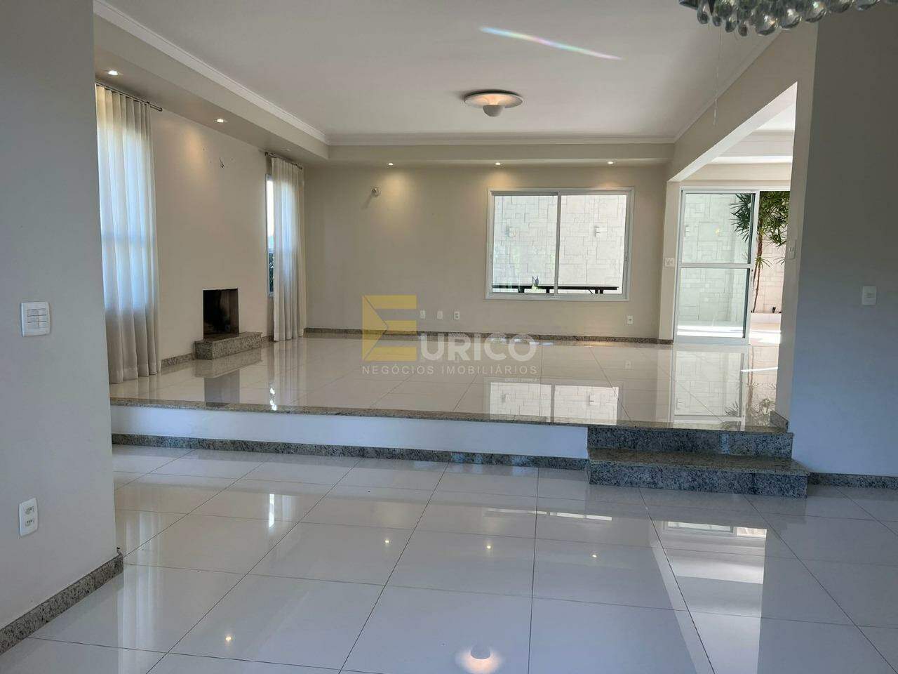 Casa em condomínio para aluguel no Condomínio Residencial Millennium em Valinhos/SP: