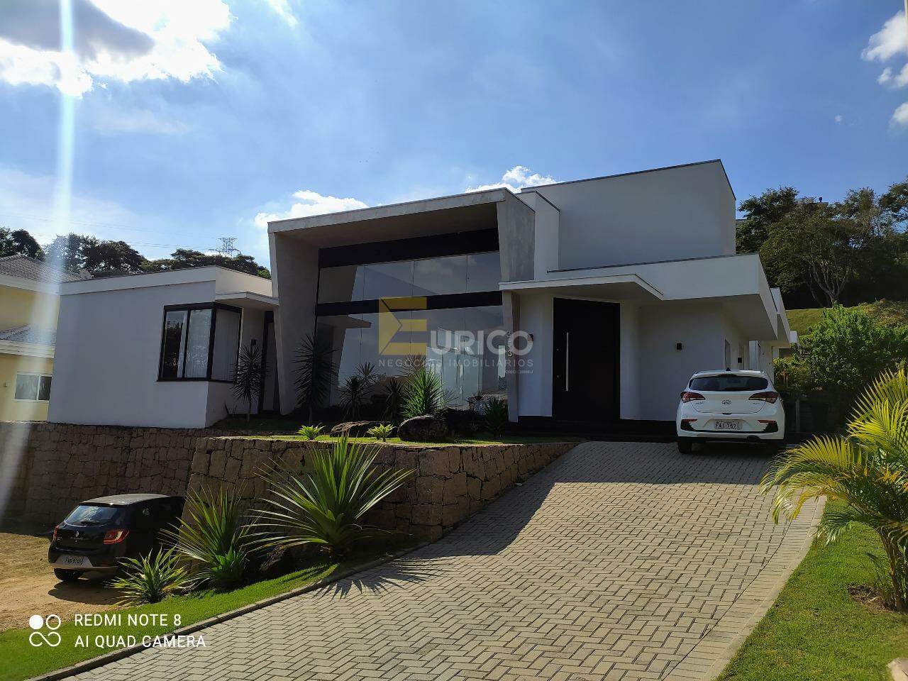 Casa em condomínio à venda no Condomínio Residencial Jardim Primavera em Louveira/SP: 