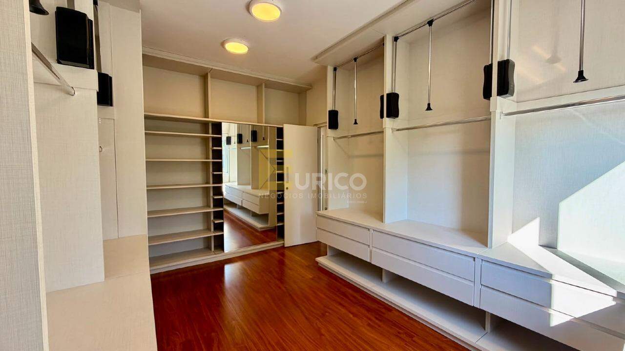 Casa à venda no PARQUE TERRANOVA em Valinhos/SP:
