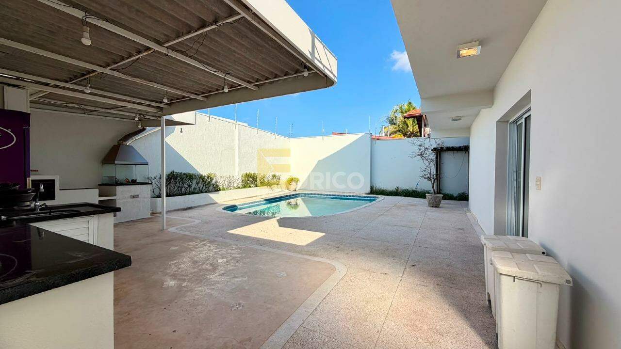 Casa à venda no PARQUE TERRANOVA em Valinhos/SP: