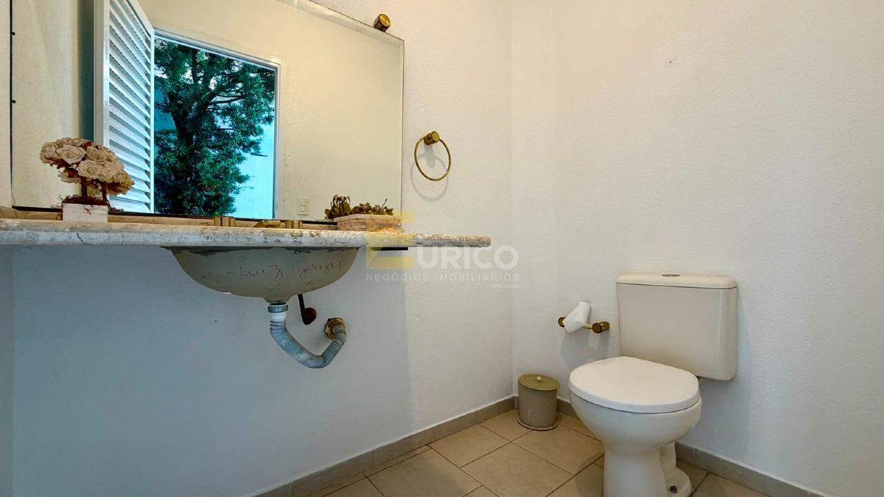 Casa à venda no PARQUE TERRANOVA em Valinhos/SP: