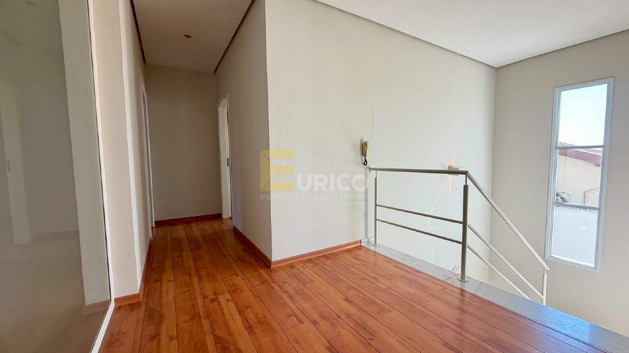 Casa à venda no PARQUE TERRANOVA em Valinhos/SP:
