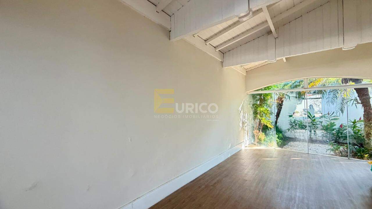 Casa à venda no PARQUE TERRANOVA em Valinhos/SP: