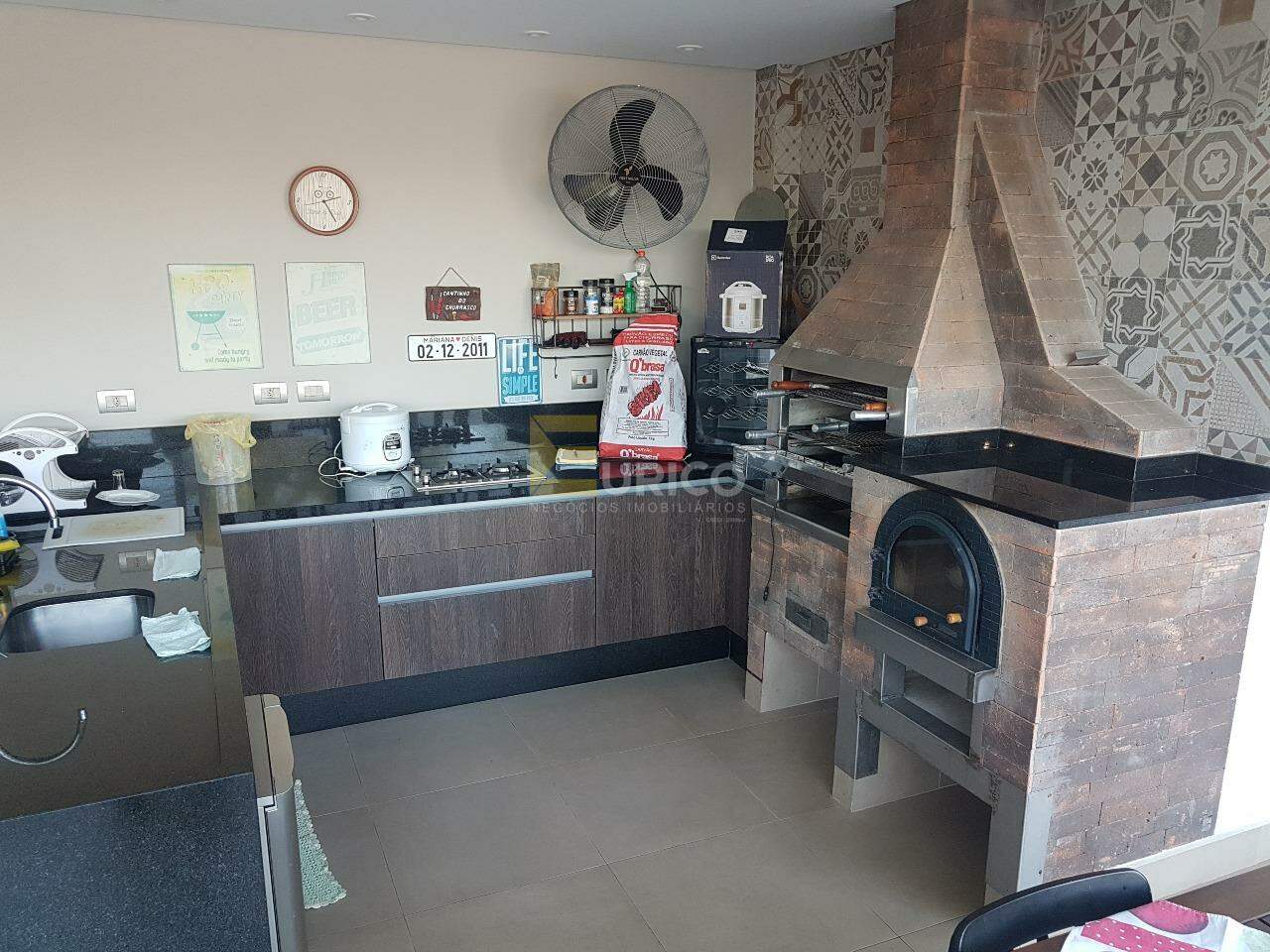 Casa em condomínio à venda no Condomínio Estância Marambaia em Vinhedo/SP: 