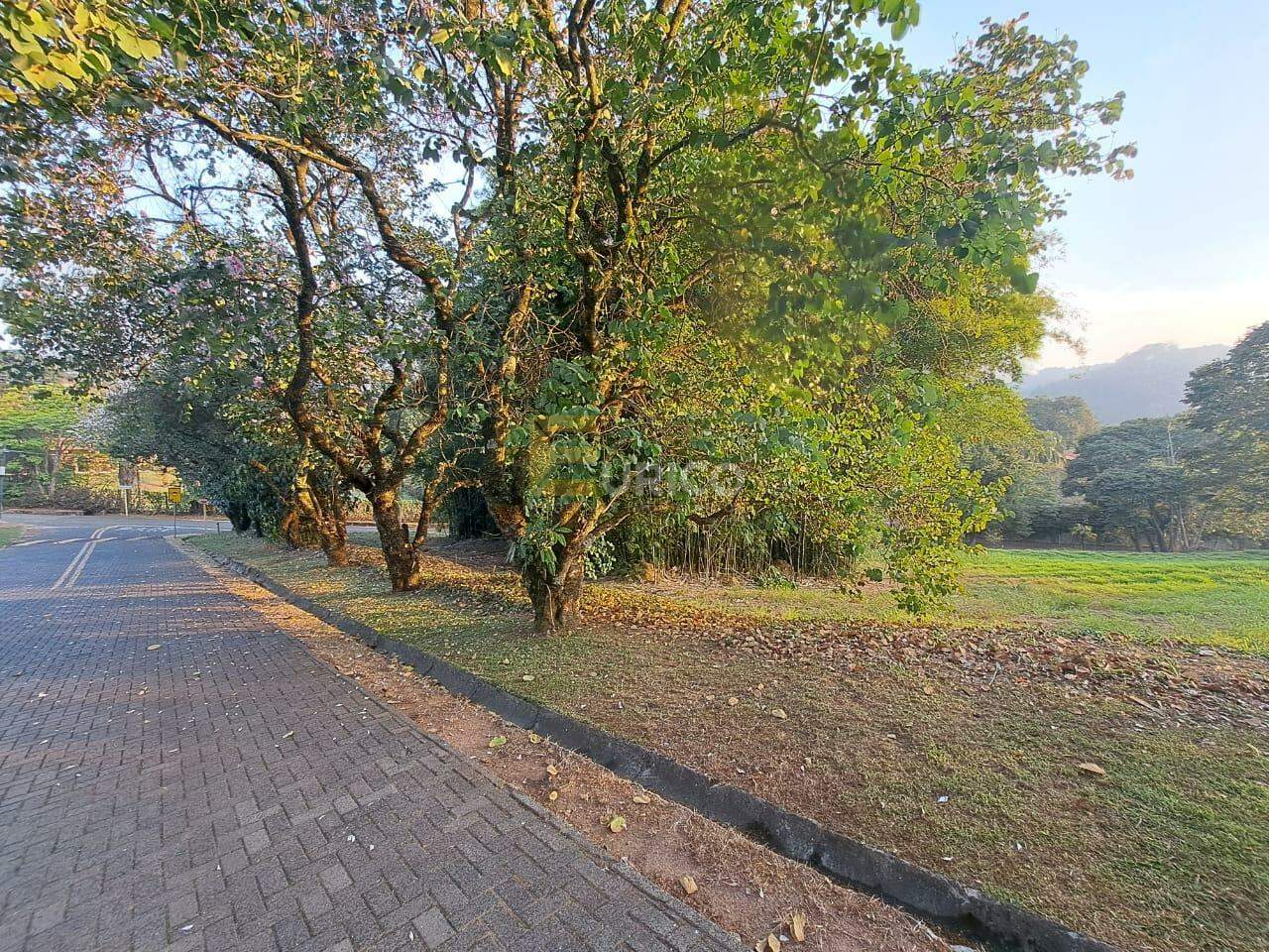 Terreno à venda no Condomínio Vale da Santa Fé em Vinhedo/SP: 