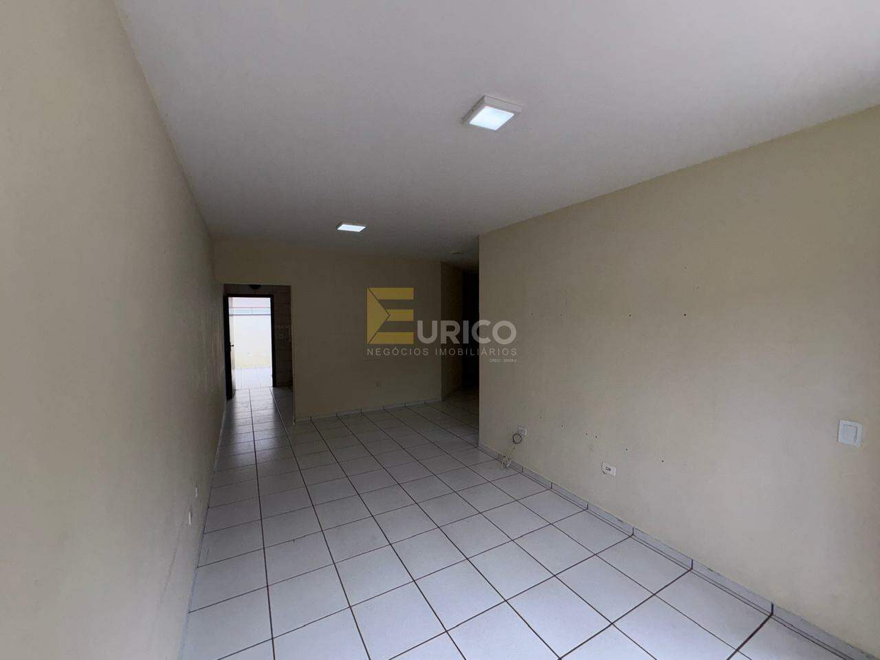 Casa para aluguel no Jardim Mirian em Vinhedo/SP: sala