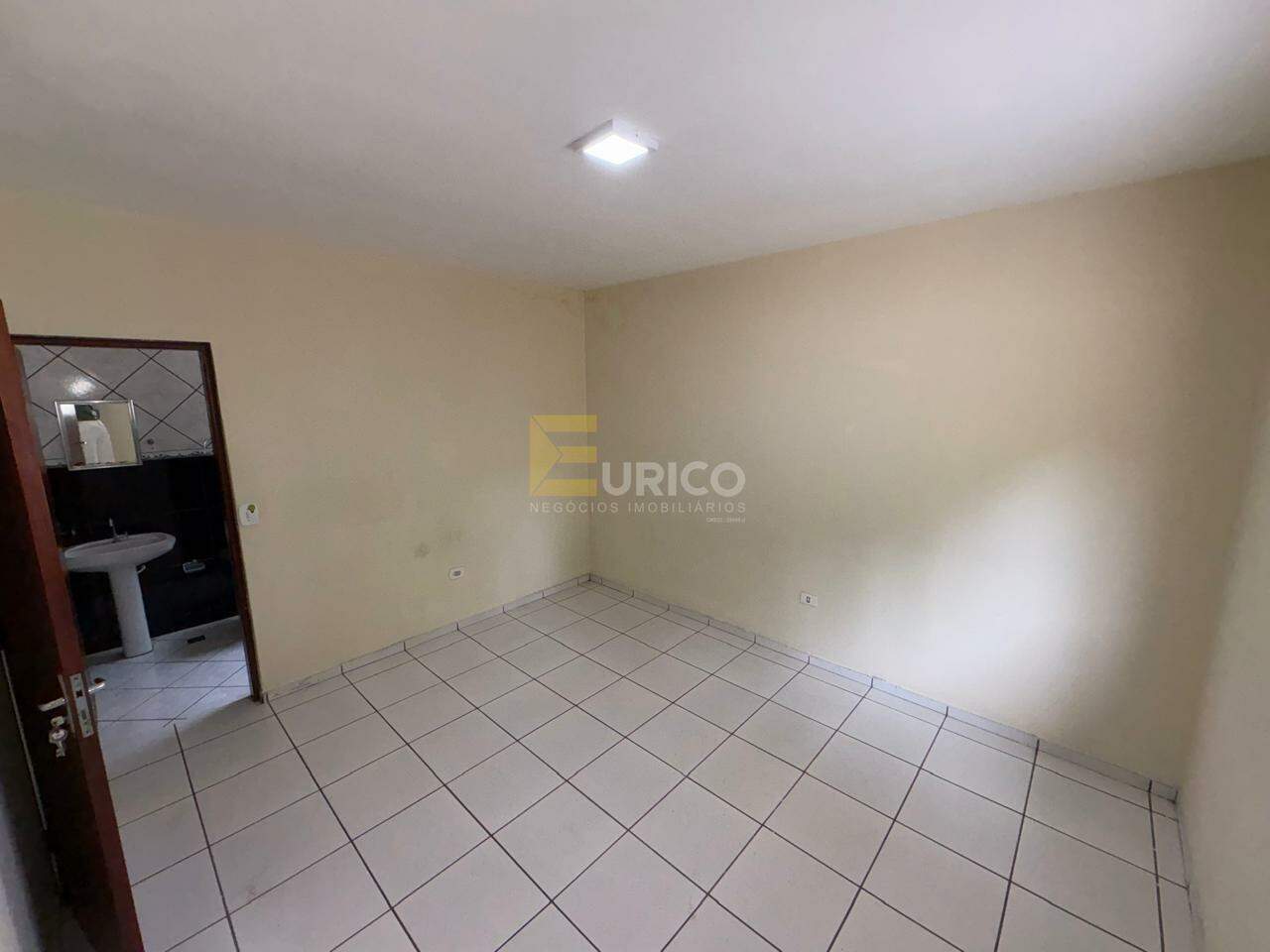 Casa para aluguel no Jardim Mirian em Vinhedo/SP: suíte