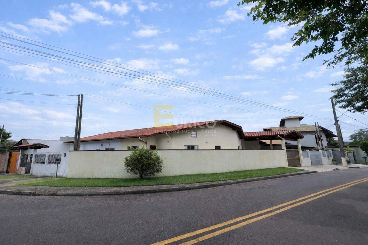 Casa para aluguel no Jardim Mirian em Vinhedo/SP: 