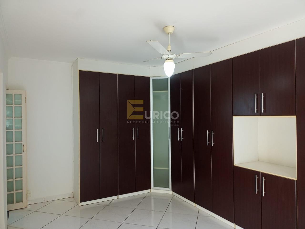 Casa em condomínio à venda no Condomínio Estância Marambaia em Vinhedo/SP: