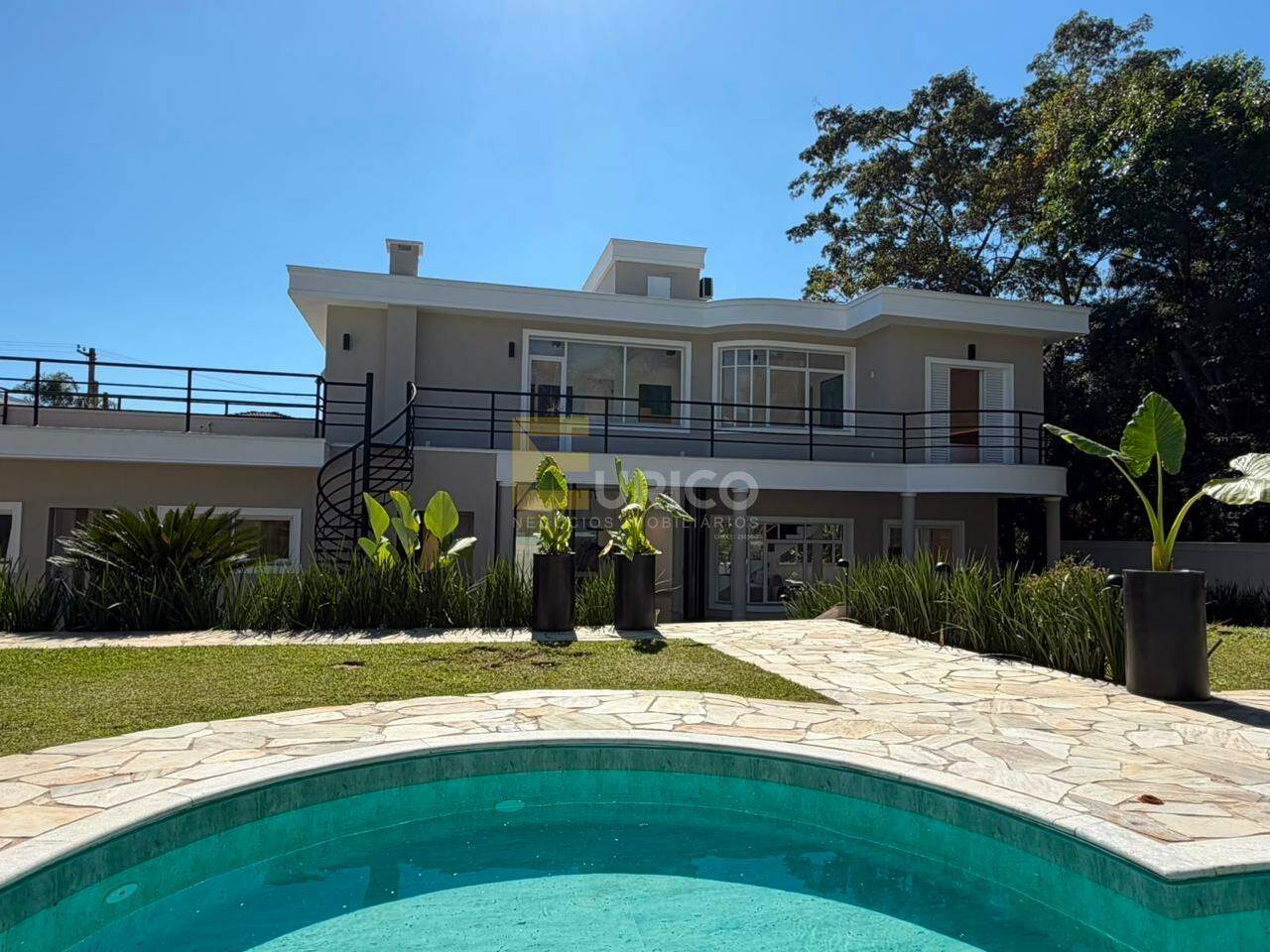 Casa em condomínio à venda no Condomínio Portal do Lago em Valinhos/SP: 