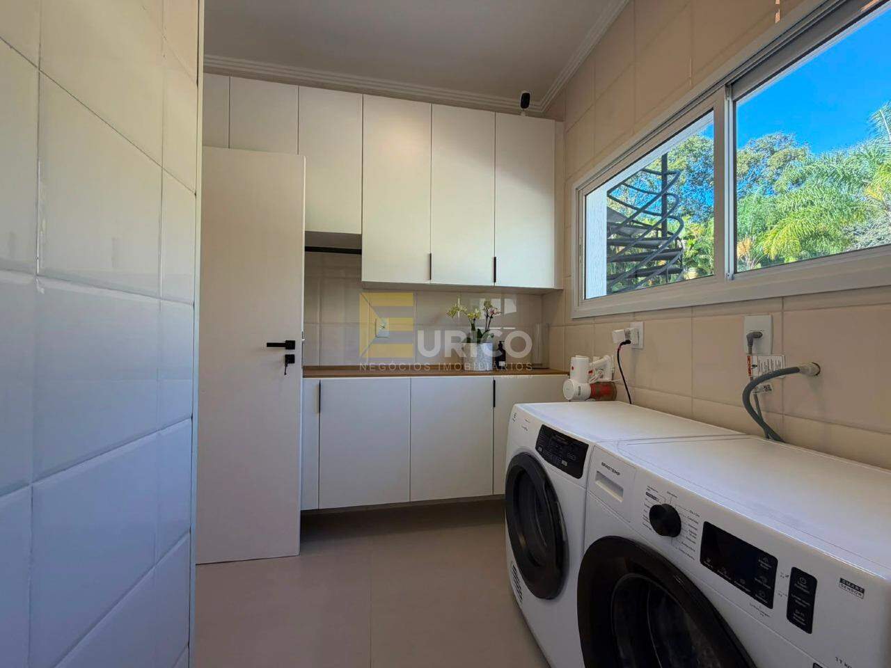 Casa em condomínio à venda no Condomínio Portal do Lago em Valinhos/SP: 