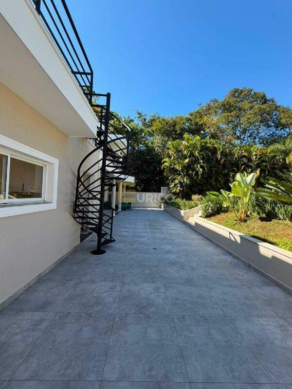 Casa em condomínio à venda no Condomínio Portal do Lago em Valinhos/SP: 