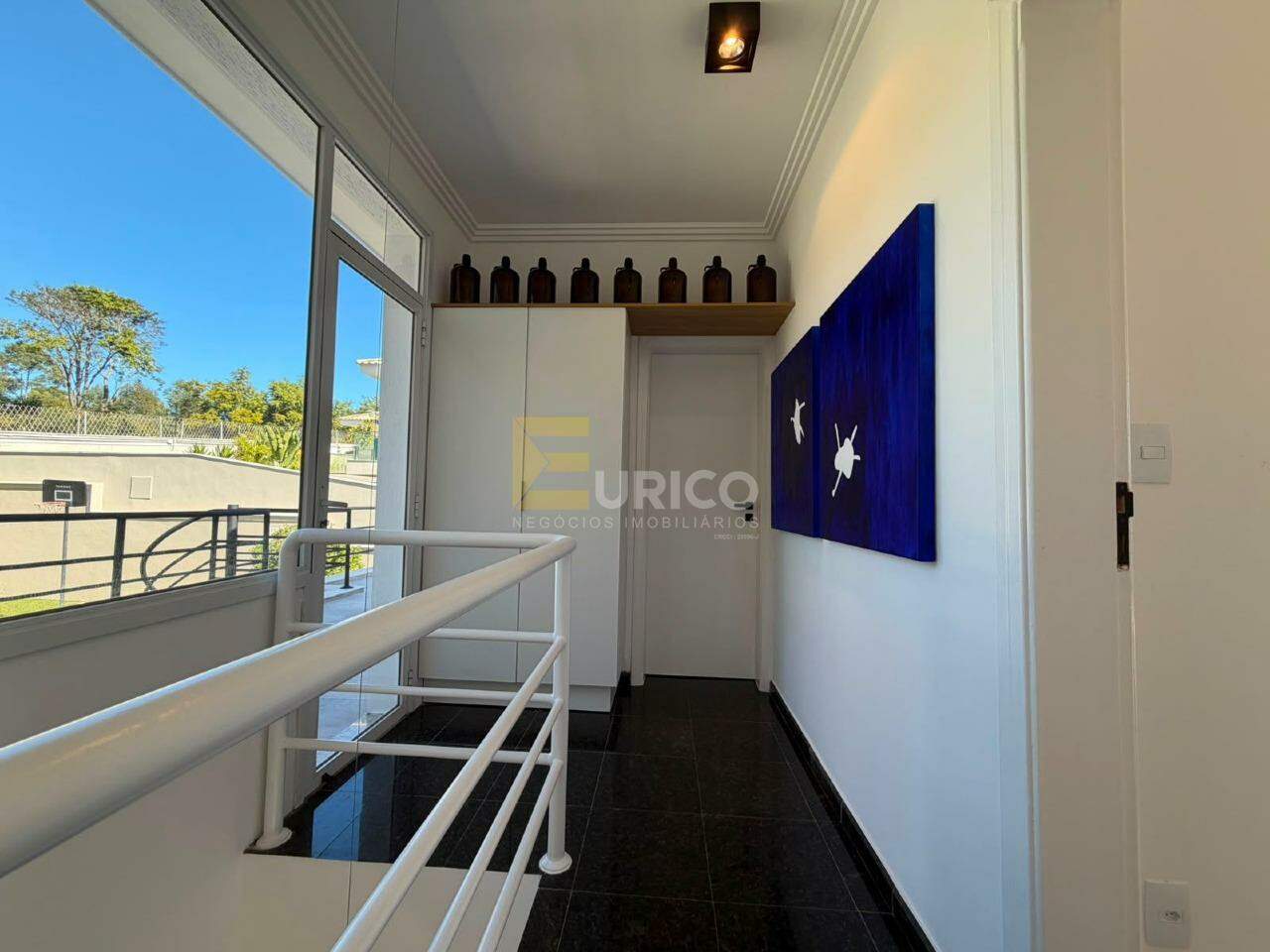 Casa em condomínio à venda no Condomínio Portal do Lago em Valinhos/SP: 