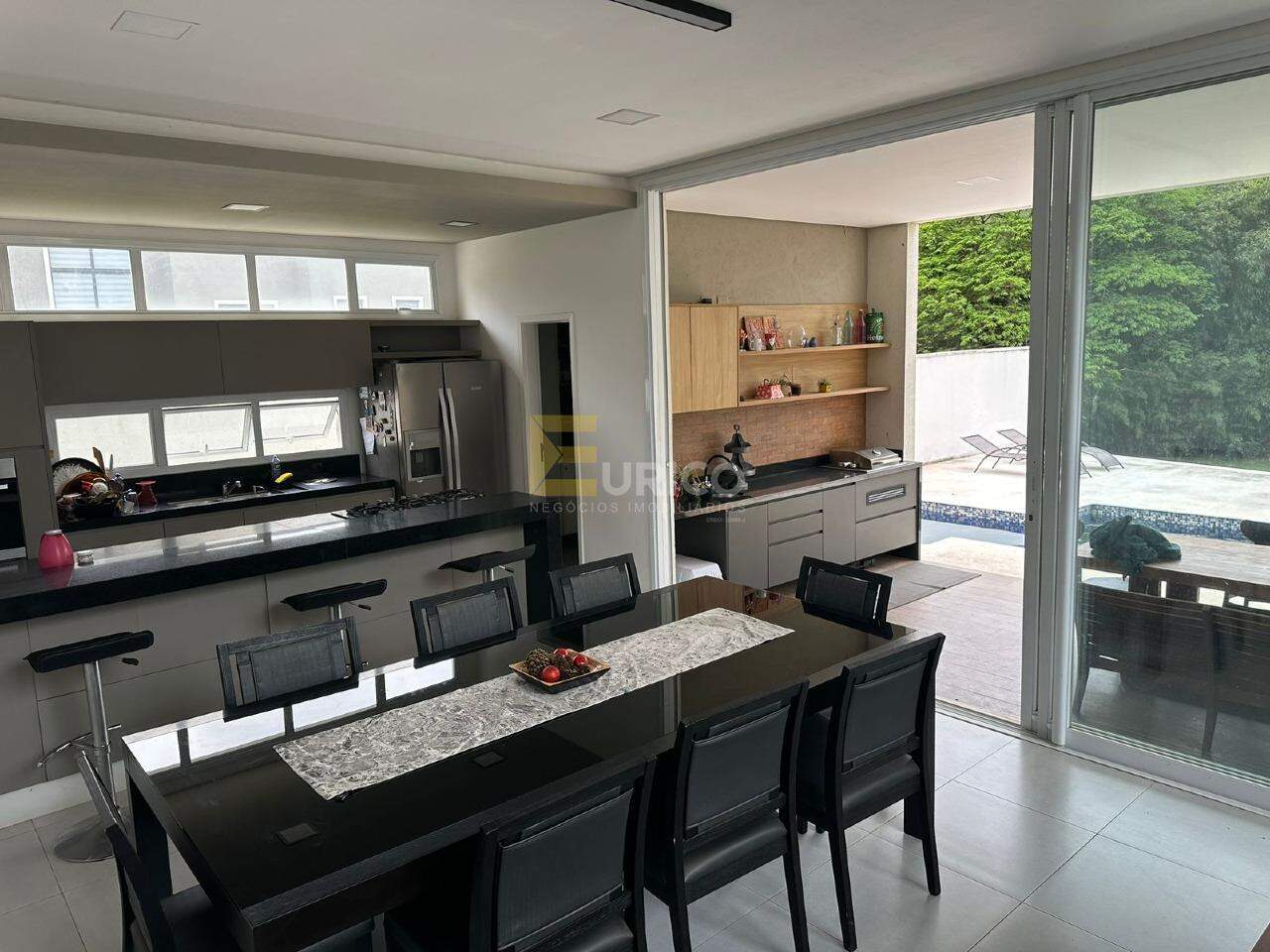 Casa em condomínio à venda no Condomínio Morada do Bosque em Vinhedo/SP: 