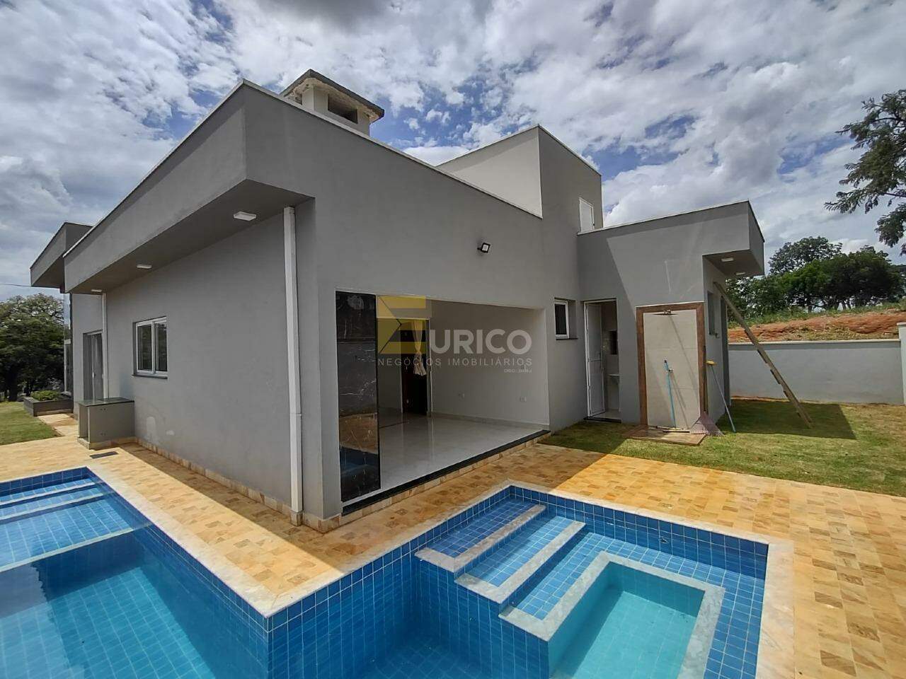 Casa em condomínio à venda no Condomínio Riviera de Santa Cristina III em Itaí/SP: 