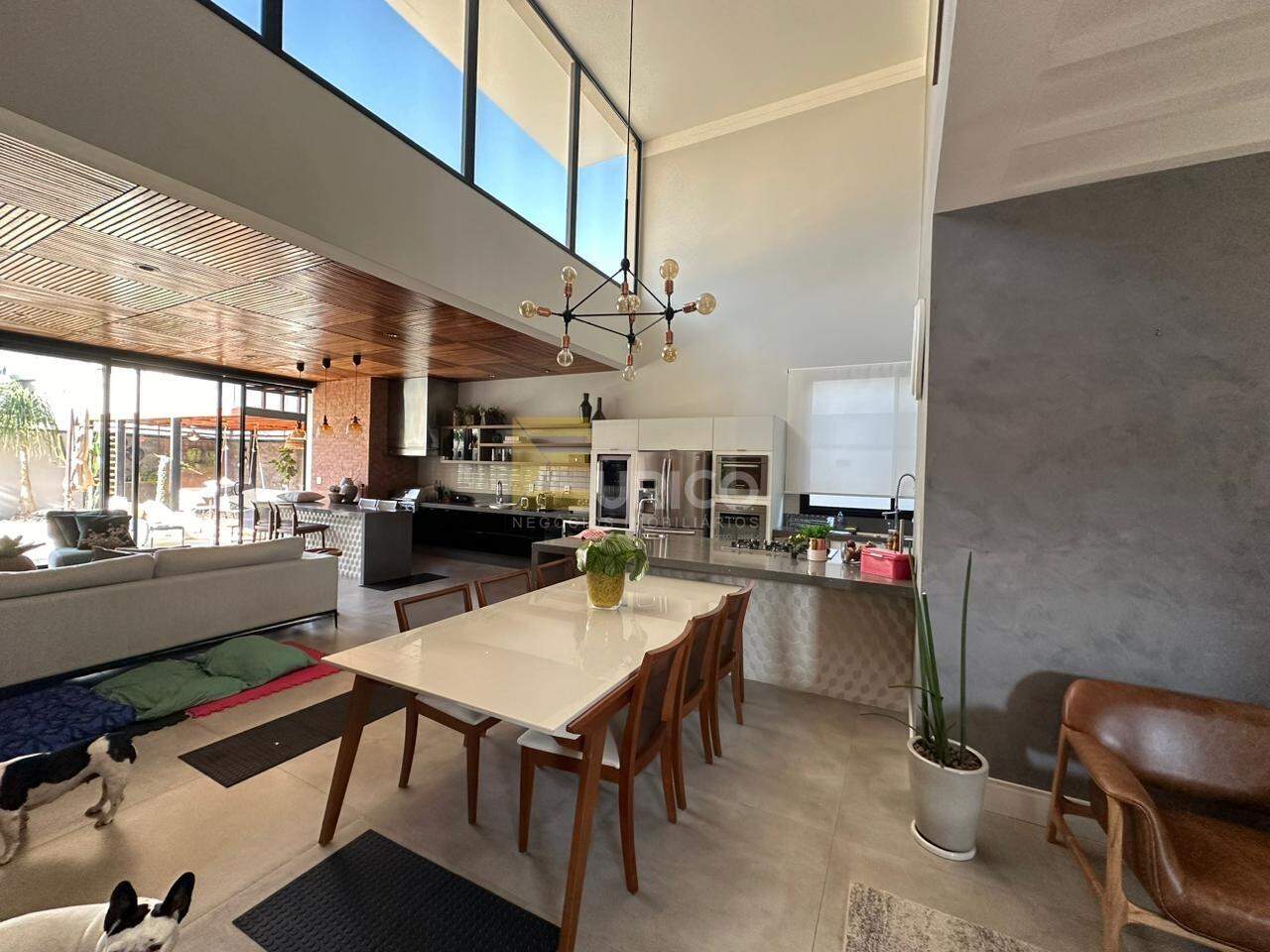 Casa à venda no Condomínio Reserva do Itamaracá em Valinhos/SP: 