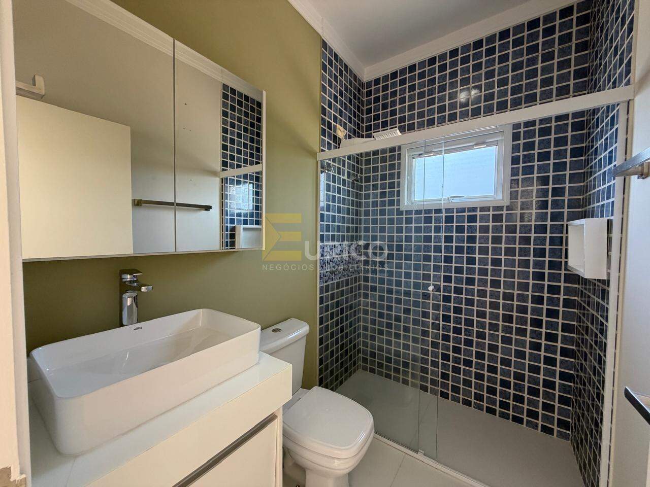 Casa em condomínio à venda no Condomínio Residencial Jardim Primavera em Louveira/SP: