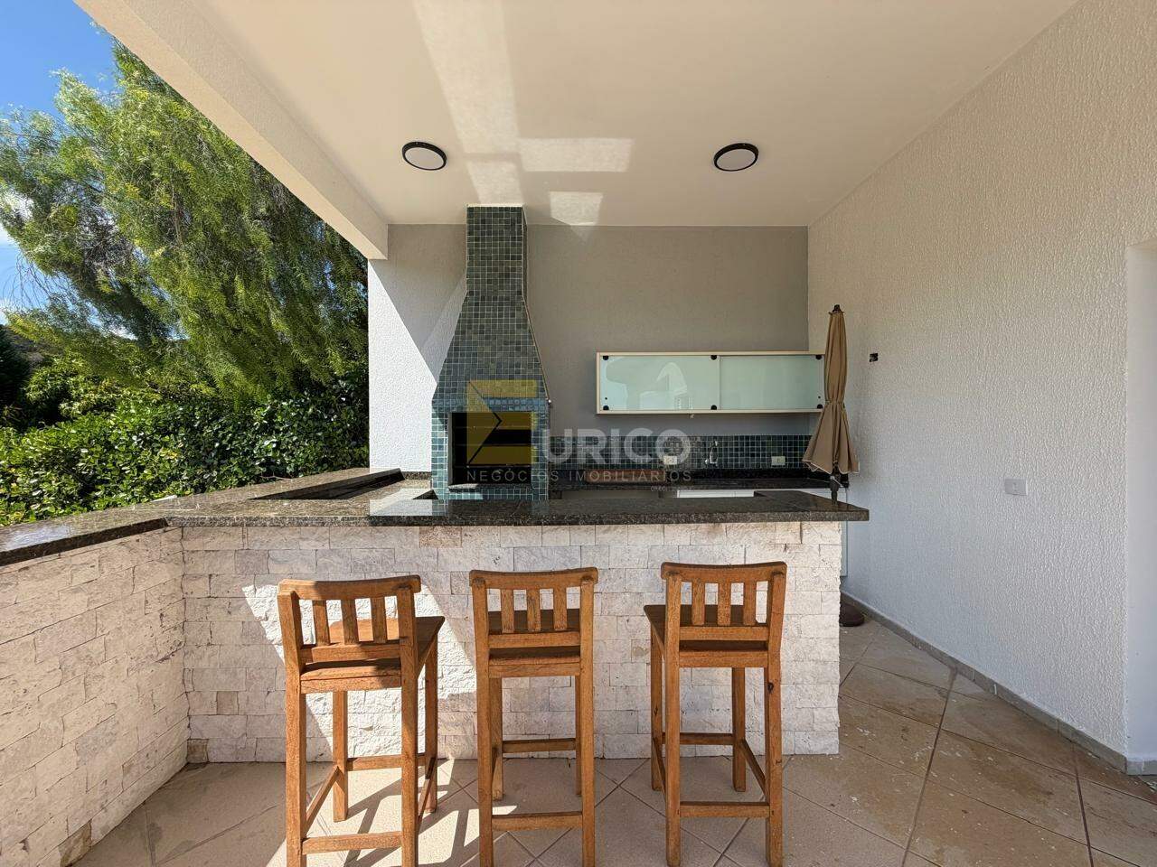 Casa em condomínio à venda no Condomínio Residencial Jardim Primavera em Louveira/SP:
