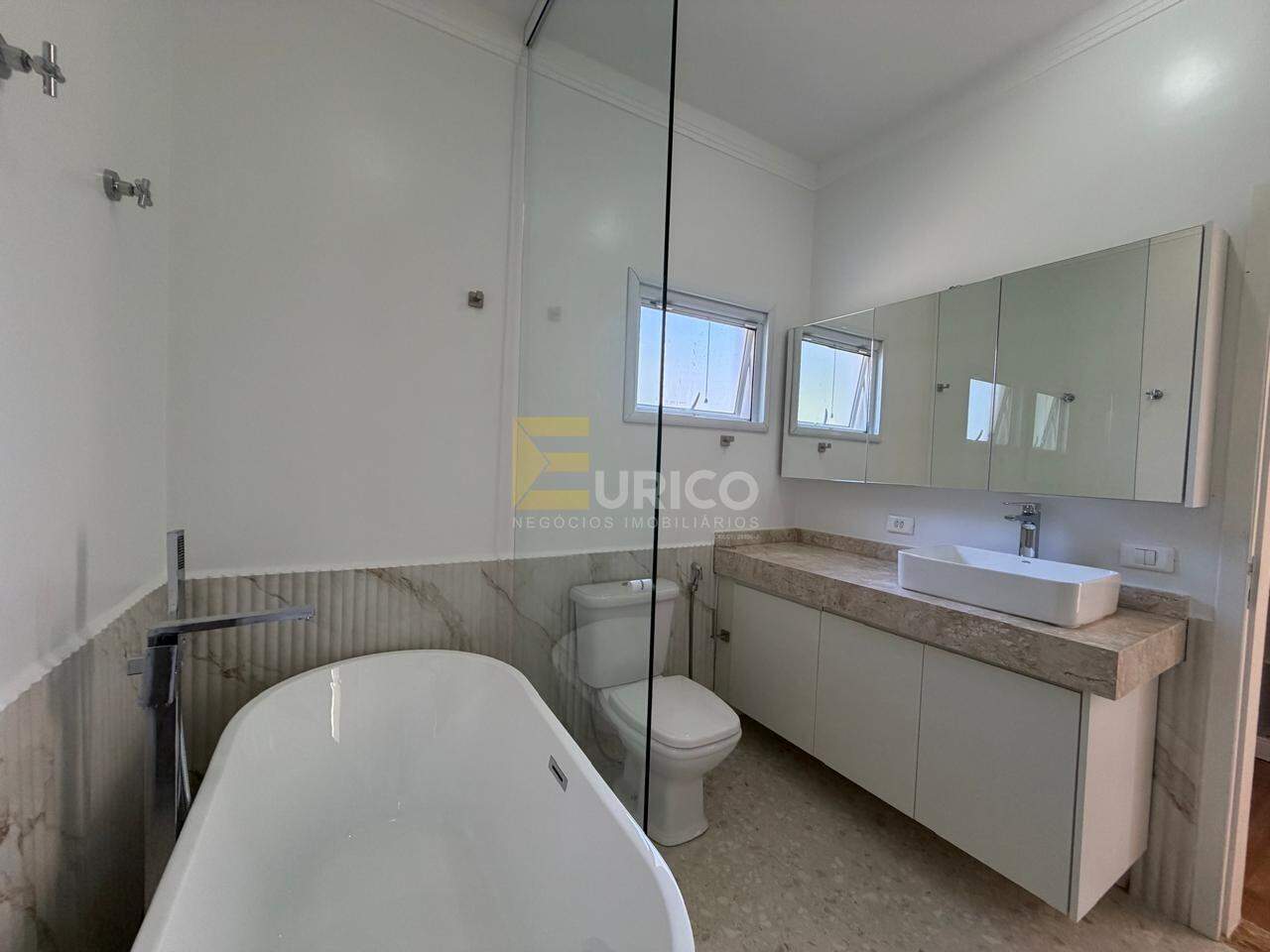 Casa em condomínio à venda no Condomínio Residencial Jardim Primavera em Louveira/SP: