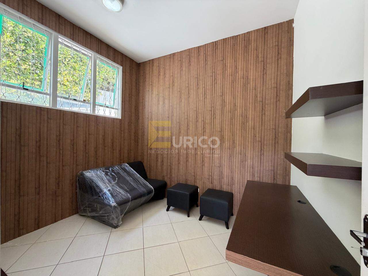 Casa em condomínio à venda no Condomínio Residencial Jardim Primavera em Louveira/SP: