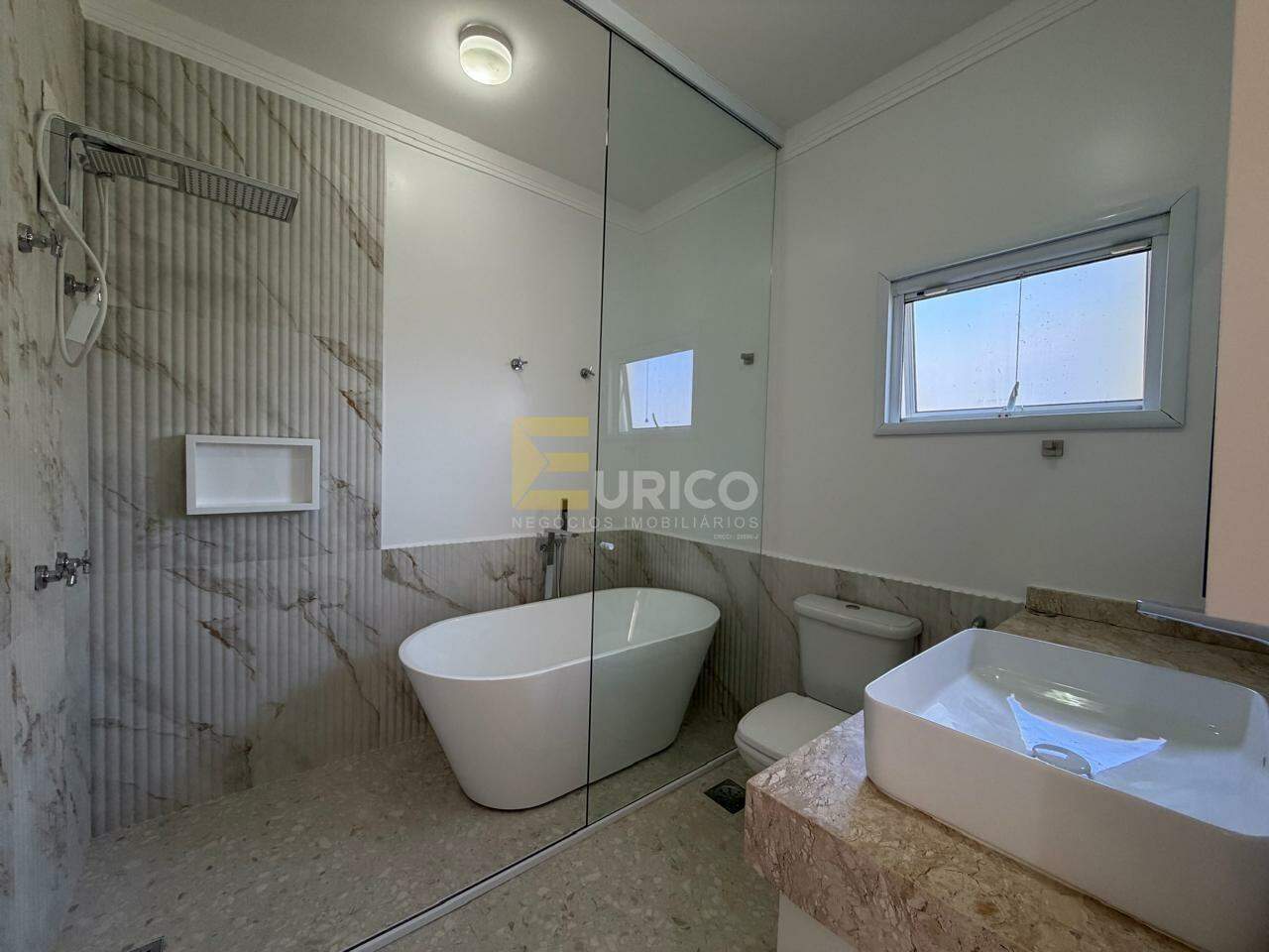 Casa em condomínio à venda no Condomínio Residencial Jardim Primavera em Louveira/SP: