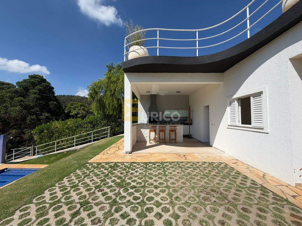 Casa em condomínio à venda no Condomínio Residencial Jardim Primavera em Louveira/SP: