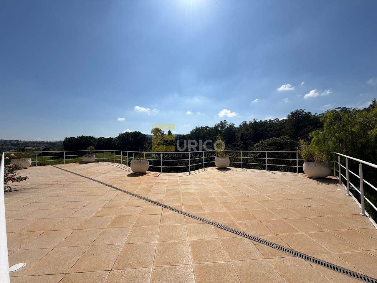 Casa em condomínio à venda no Condomínio Residencial Jardim Primavera em Louveira/SP: