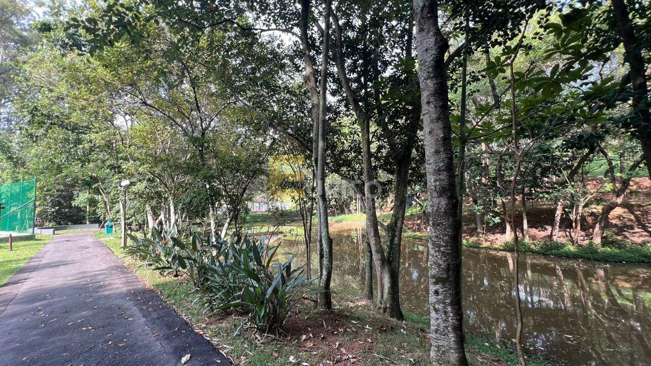 Terreno em Condomínio à venda no Condomínio Villa Lombarda em Valinhos/SP: 