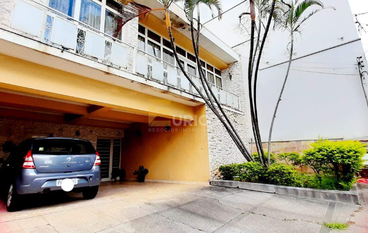 Casa à venda no VILA EMBARÉ em Valinhos/SP: 